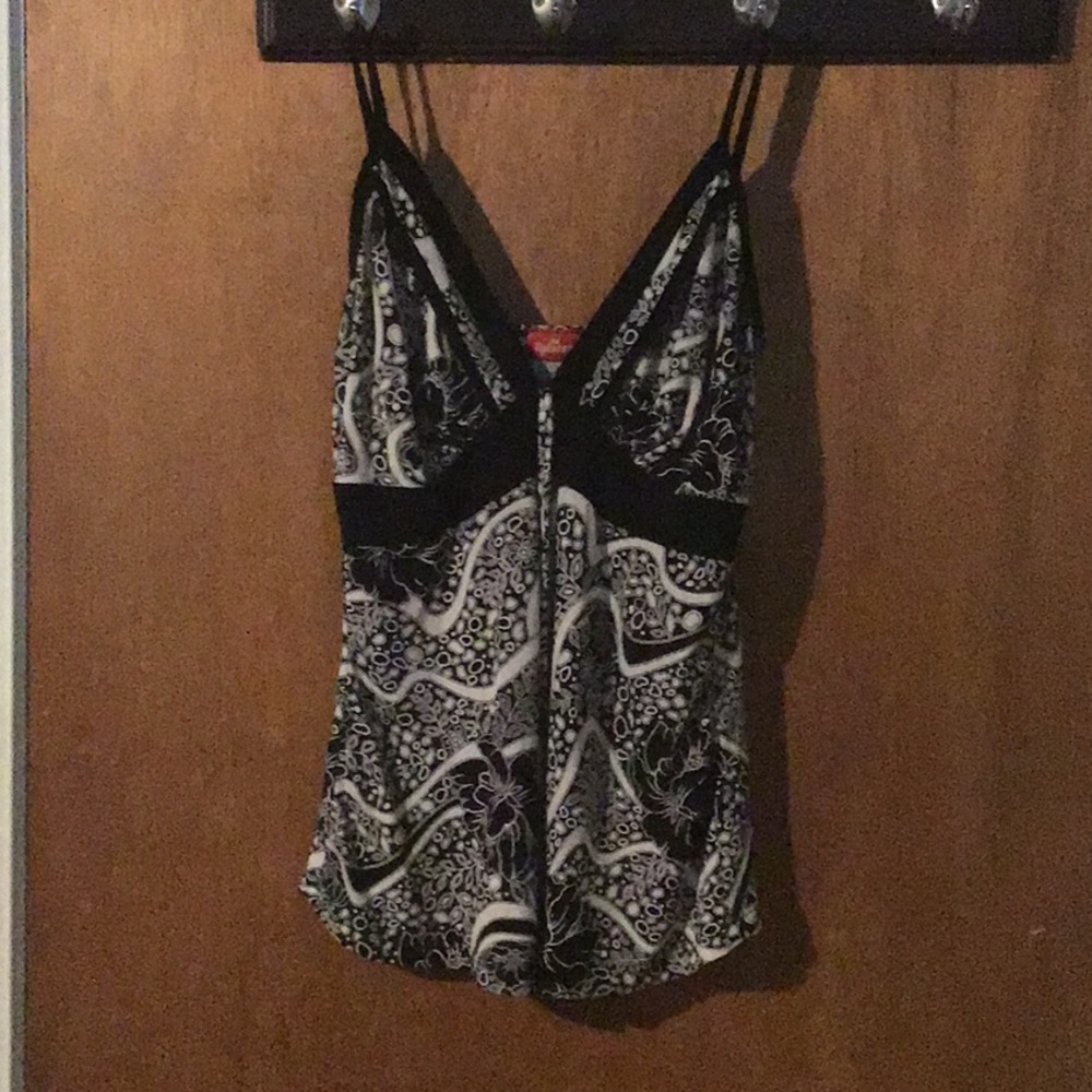 Cute top